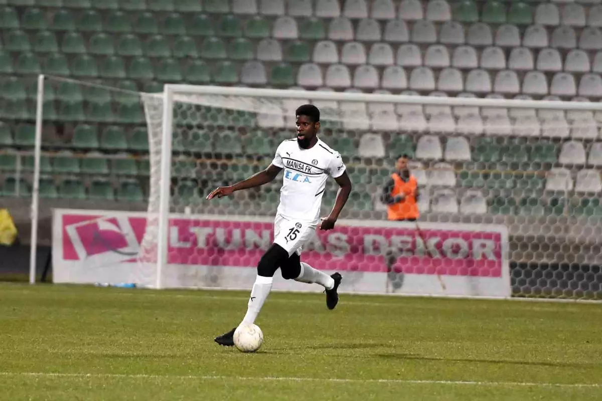 Manisa FK, Alionue Ba\'nın 1 yıllık opsiyon hakkını kullandı