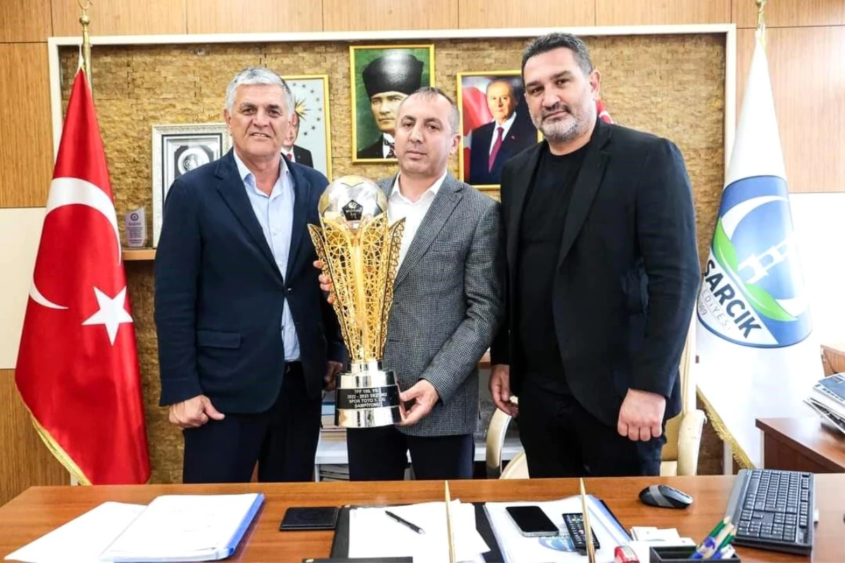 Samsunspor Şampiyonluk Kupasını Asarcık\'ta Taraftarıyla Buluşturdu