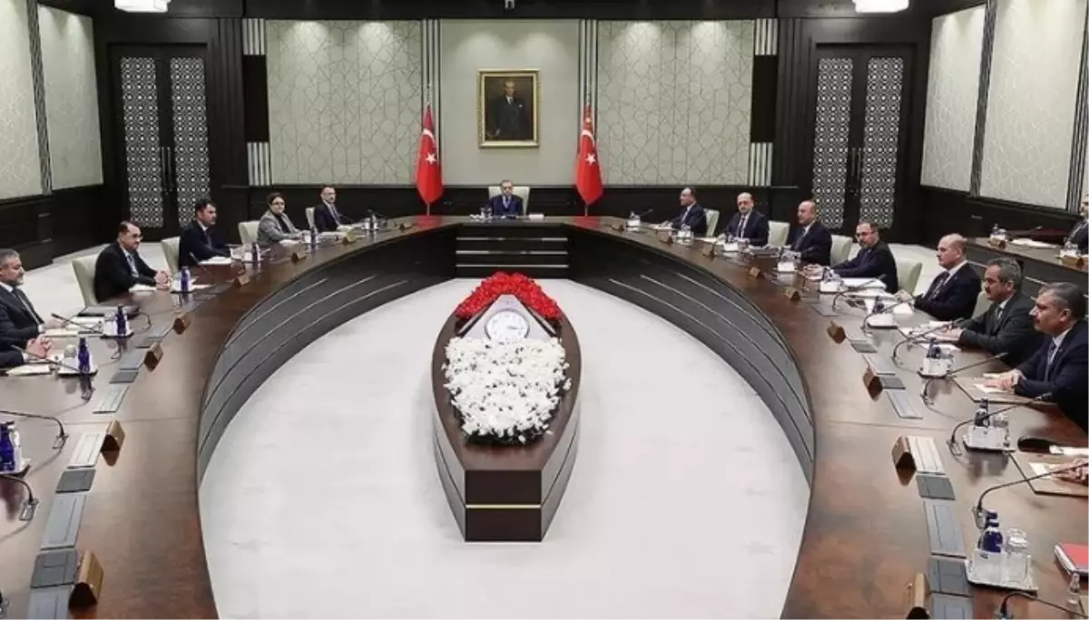 Savunma bakanı kim olacak? Yeni savunma bakanı kim olacak?