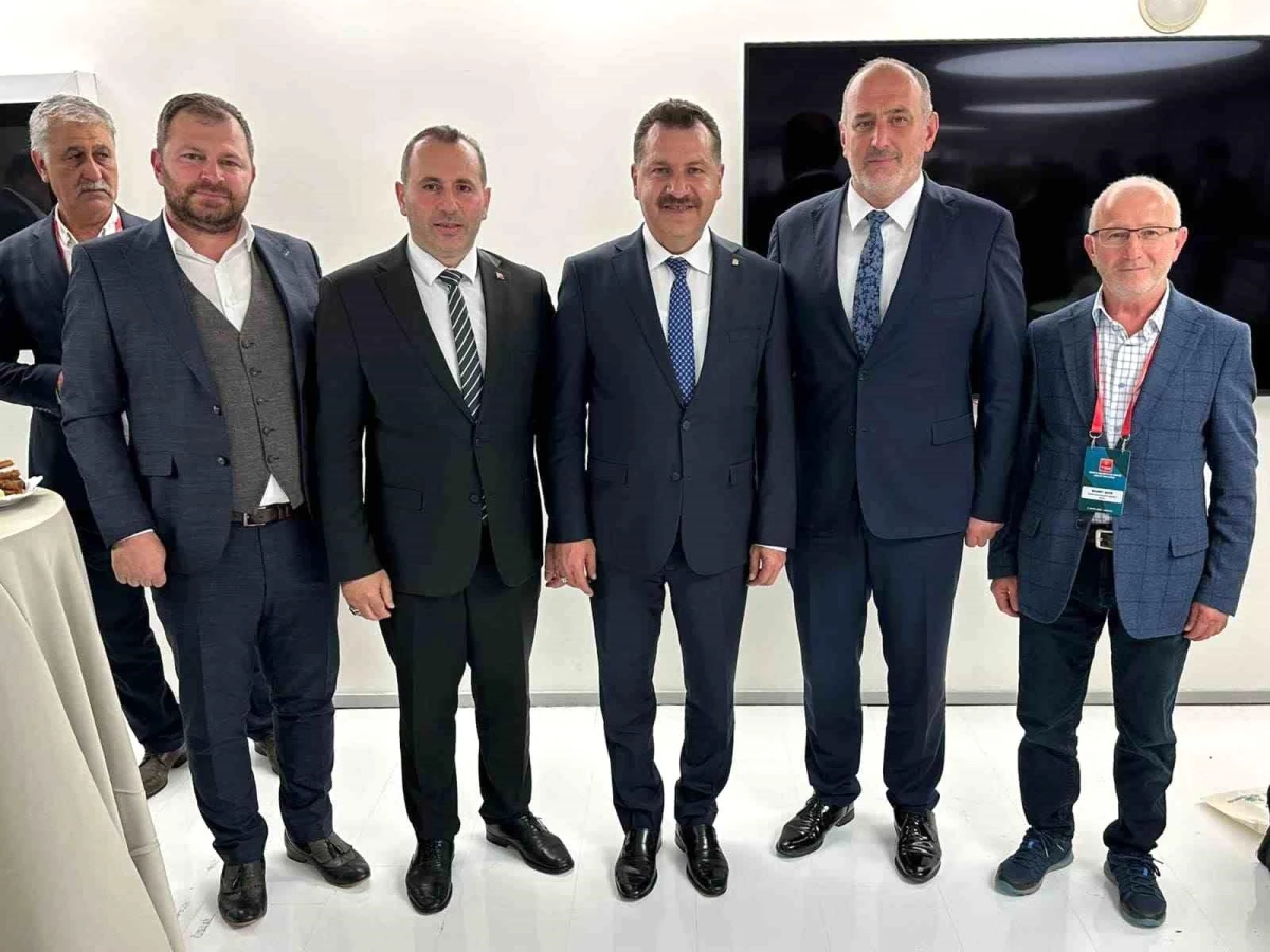 Yalova Belediye Başkanı Mustafa Tutuk, Türkiye Belediyeler Birliği encümen üyesi seçildi