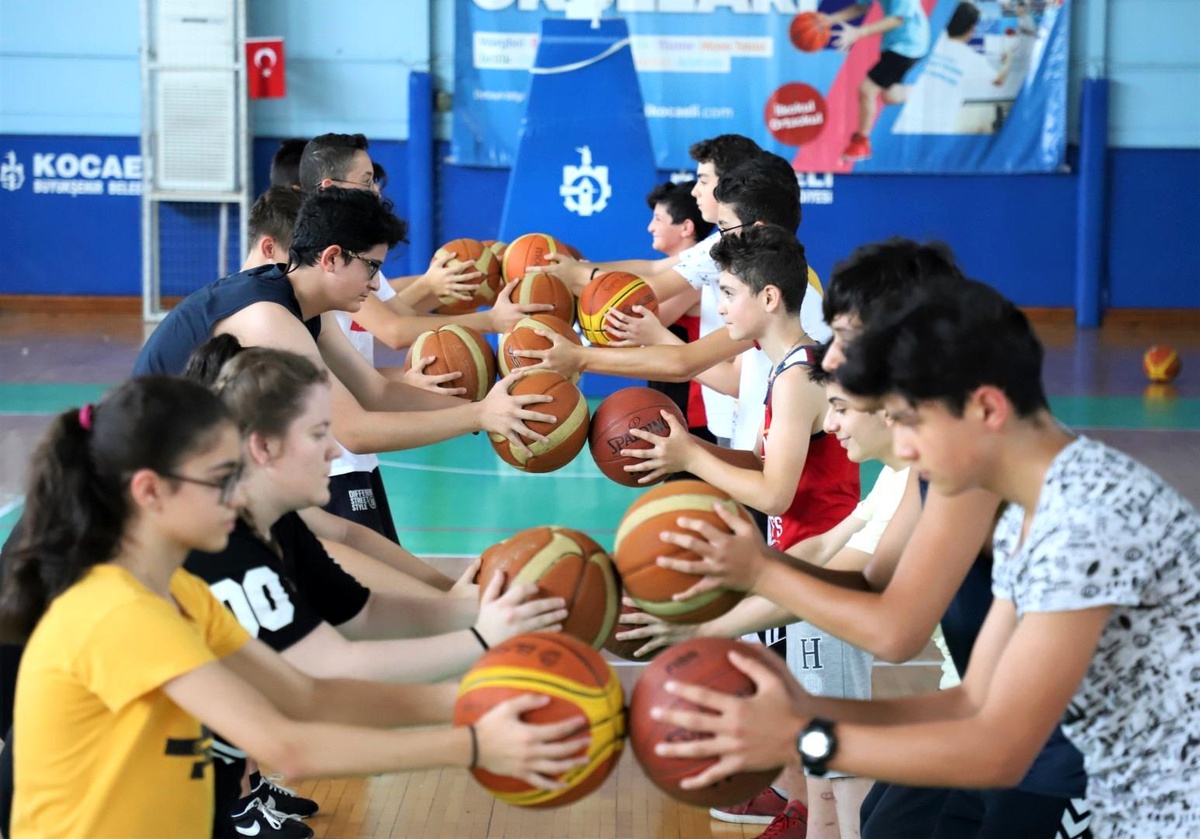Kocaeli\'de Ücretsiz Yaz Spor Okulları Kayıtları Başladı
