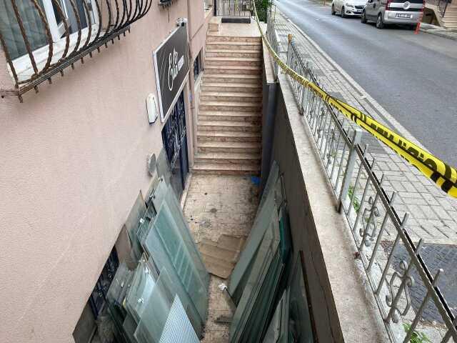 Ataşehir'de Tuvalette Bulunan Cesetle İlgili Kan Donduran Detaylar Ortaya Çıktı Ataşehir'de Tuvalette Bulunan Cesetle İlgili Kan Donduran Detaylar Ortaya Çıktı