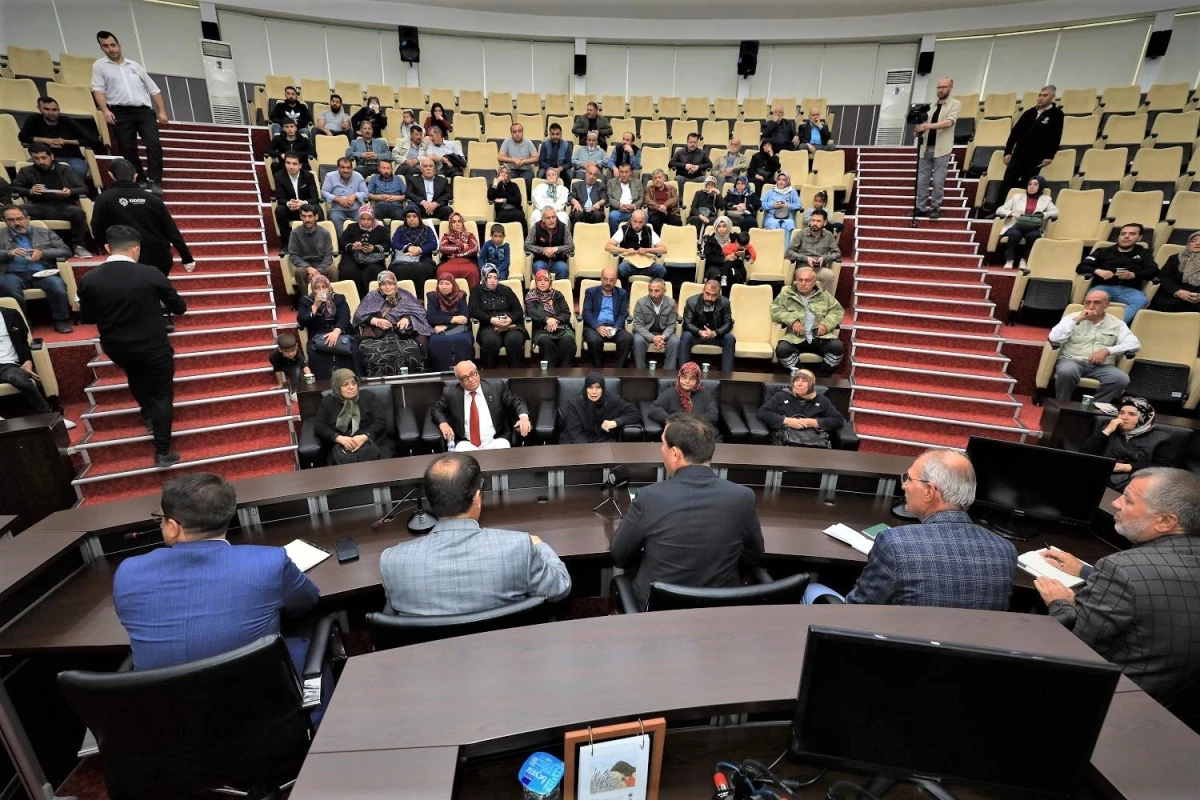 Karatay Belediye Başkanı Hasan Kılca, vatandaşları dinledi
