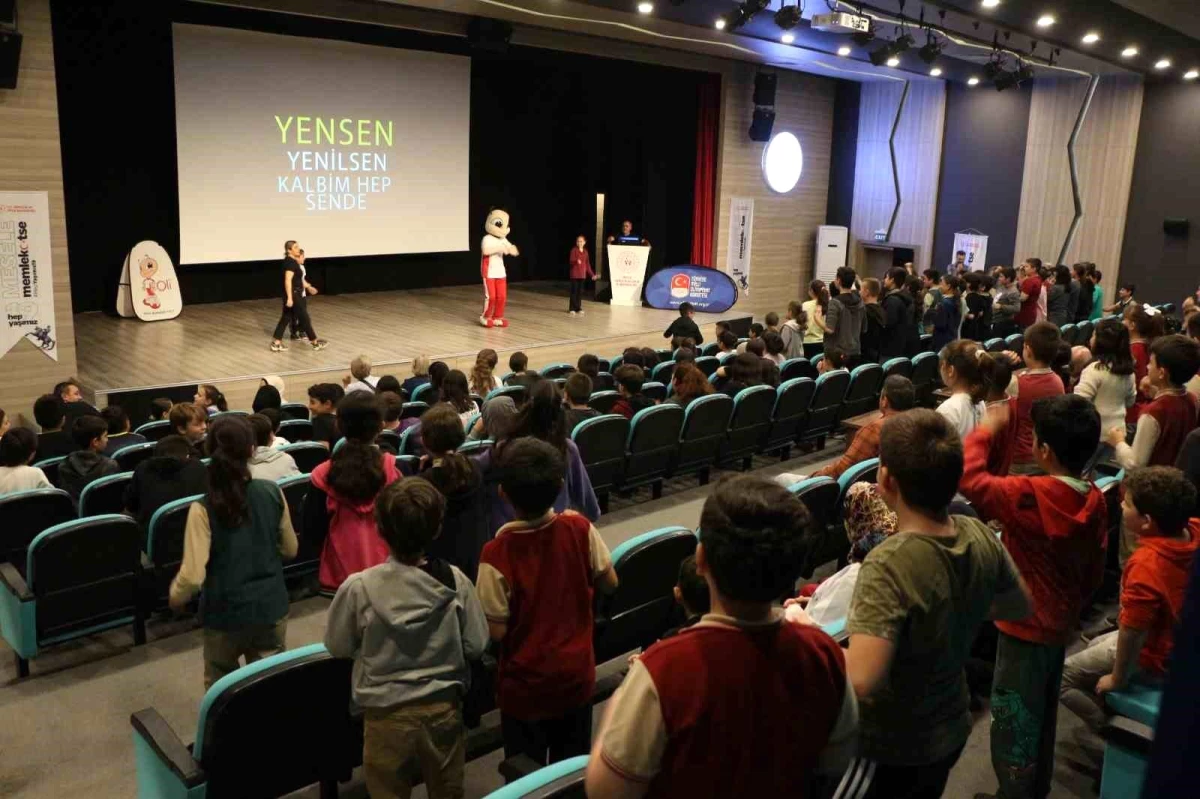 Düzce\'de İlkokul Öğrencilerine Spor Kültürü ve Eğitim Projesi Semineri Düzenlendi