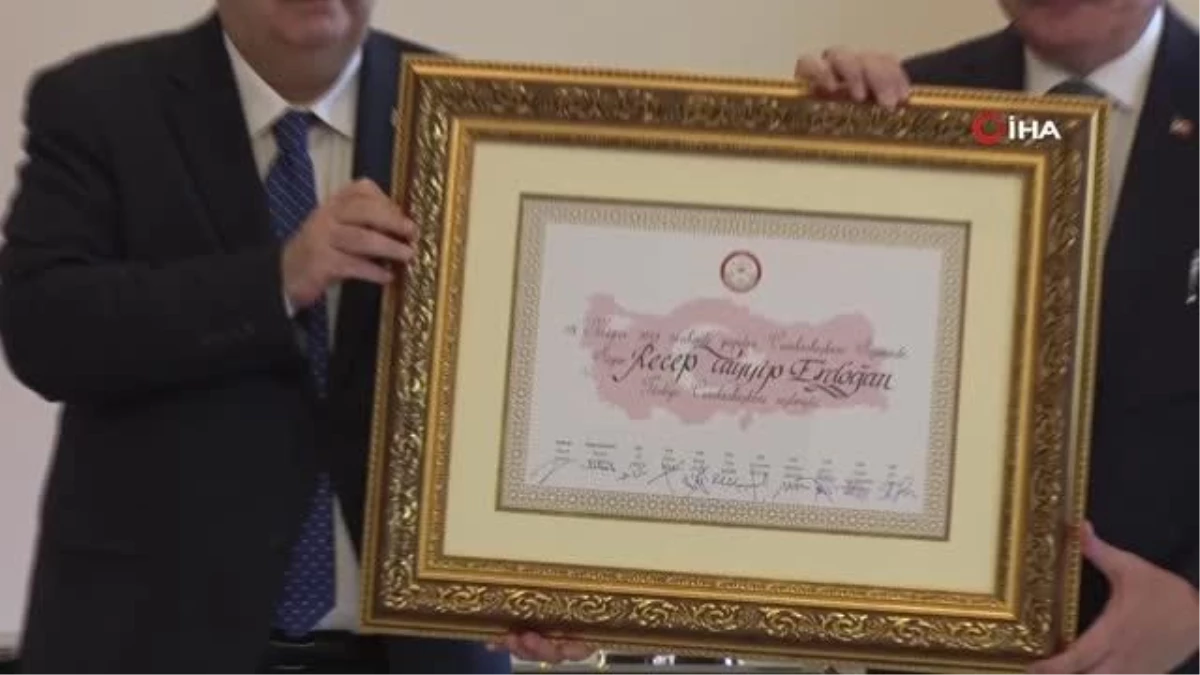 Cumhurbaşkanı Erdoğan\'ın mazbatası teslim edildi