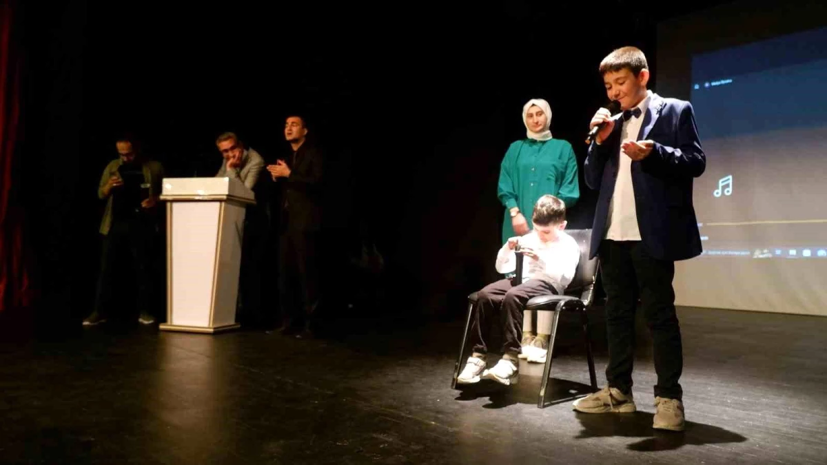 Erzurum\'da Türkiye\'de bir ilk: İşaret Dili Bilgi Yarışması düzenlendi