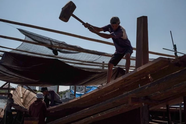 Endonezya'nın Pinisi Teknesi Minyatürleri Dünyanın Dört Bir Yanına İhraç Ediliyor
