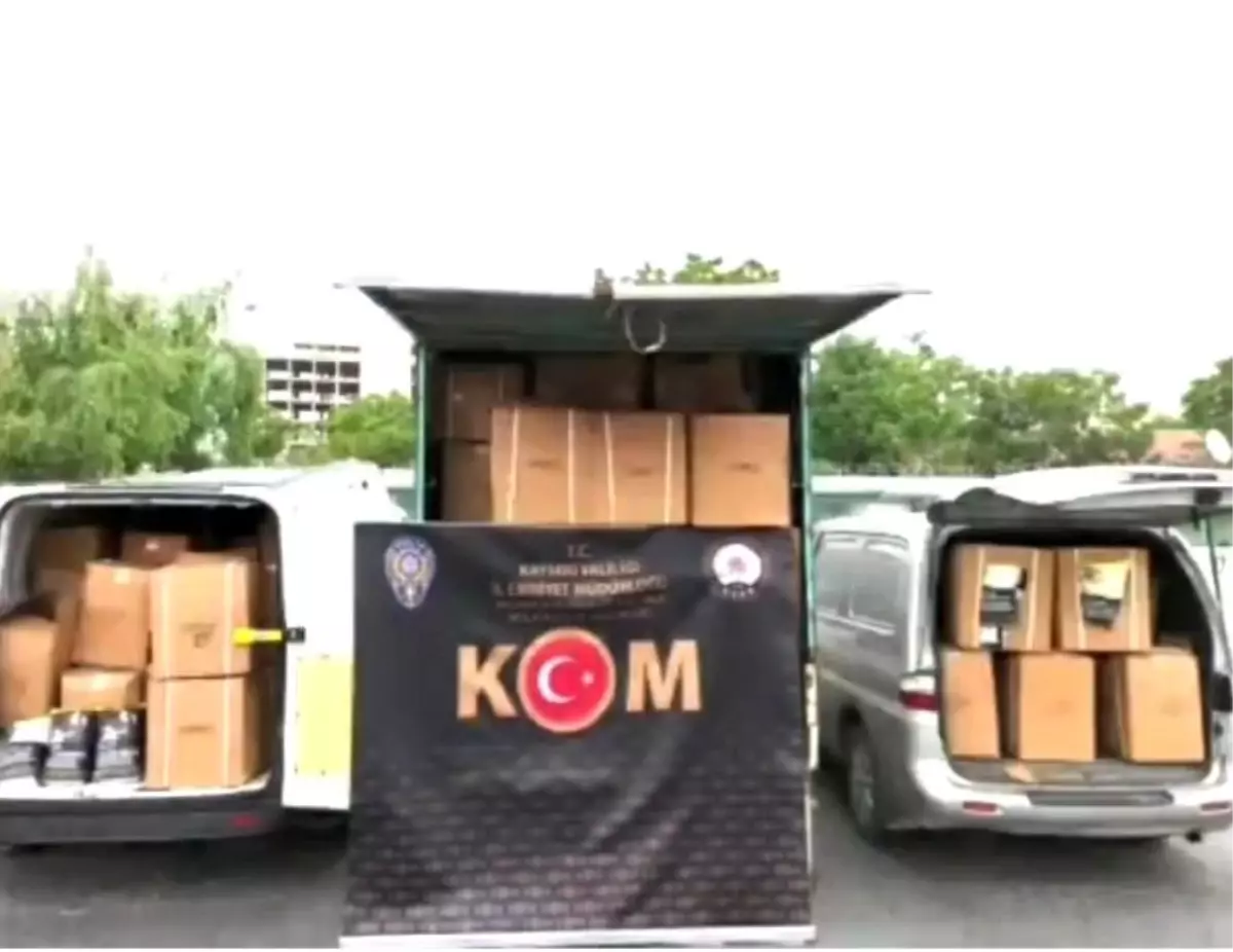 Kayseri\'de 2 Ton 760 Kilo Sahte Bandrollü Tütün Ele Geçirildi
