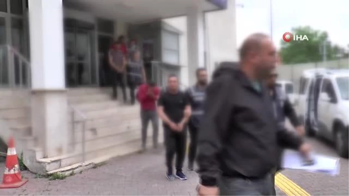 Kayseri\'de aranan şahıslara eş zamanlı operasyon: 25 kişi yakalandı