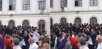 Okul müdürü, çocuk istismarını savunan paylaşımları nedeniyle protesto edildi