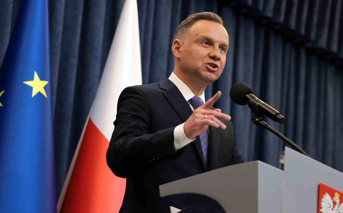 Polonya Devlet Başkanı Duda, Rus etkileri komisyonu yasasında değişiklik yapacak