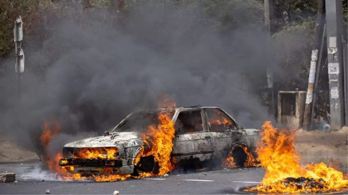 Senegal\'de muhalefet lideri Sonko\'nun cezasına karşı gösteriler: 9 ölü