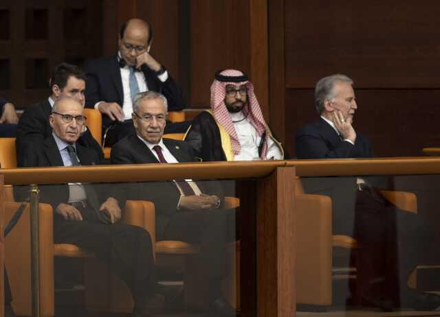 TBMM'de 28. Dönem, Devlet Bahçeli'nin yeminiyle başladı