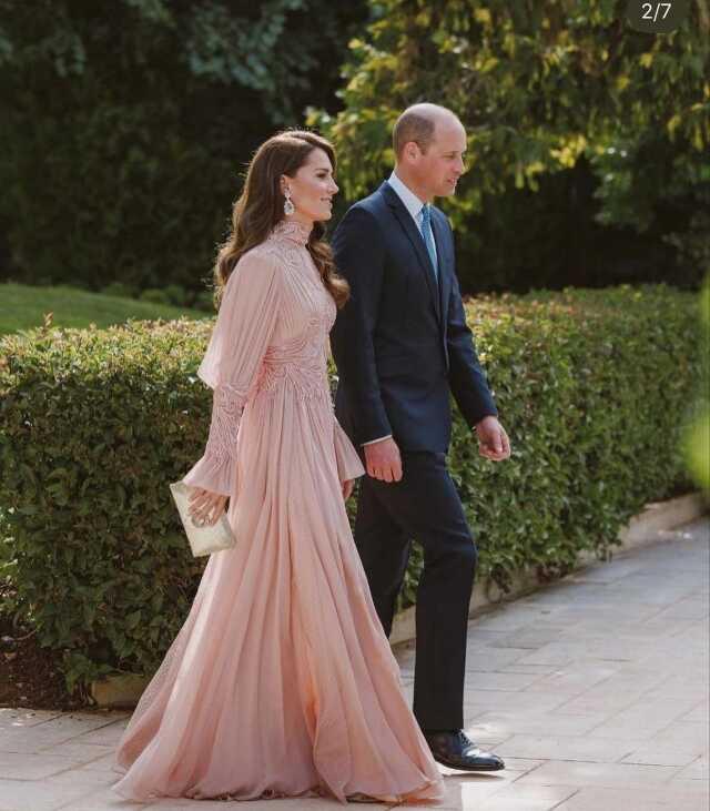 Ürdün veliahtının düğününe katılan Galler Prensesi Kate Middleton, şıklığıyla göz kamaştırdı