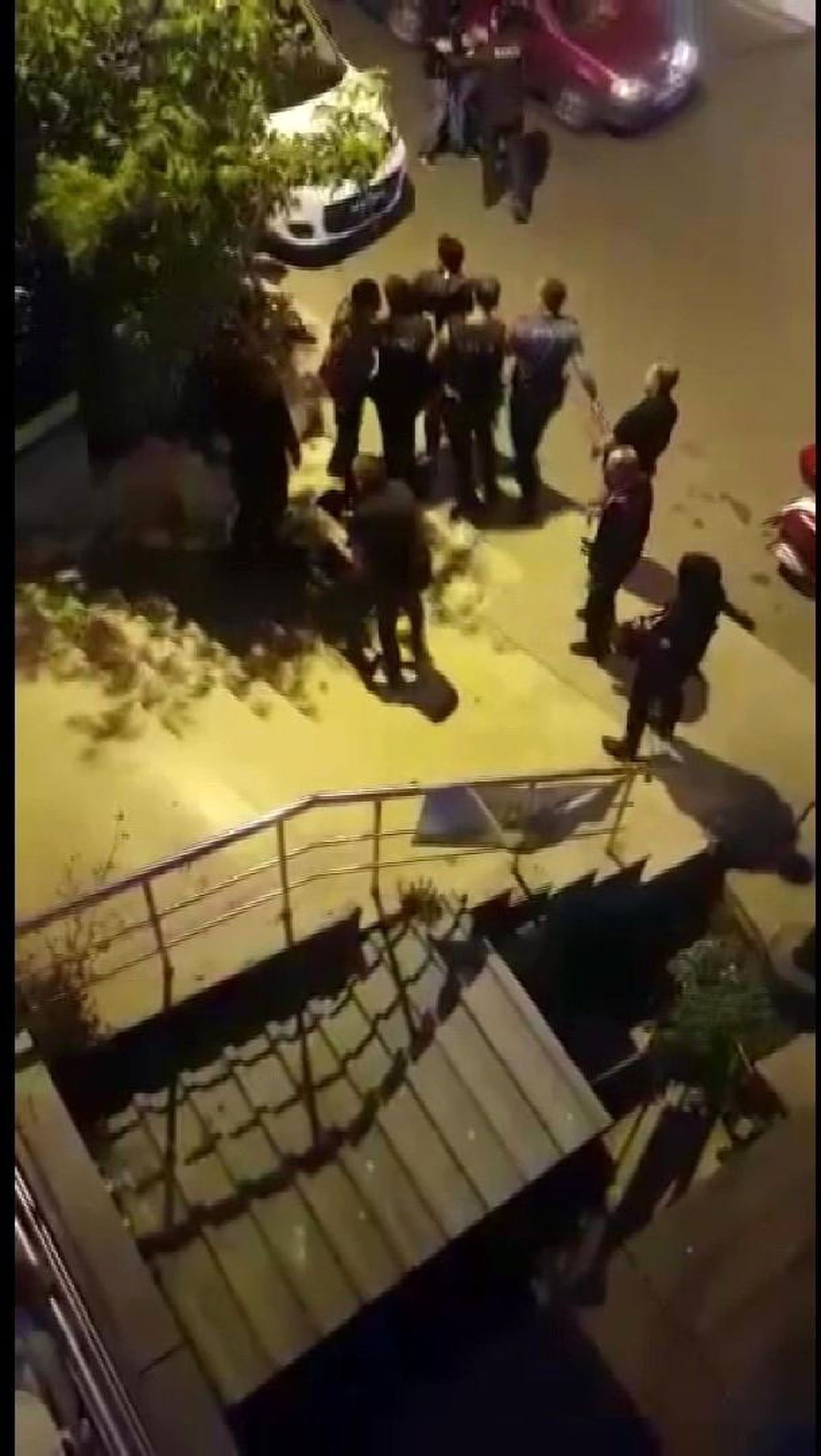 Ataşehir\'de polis ve bekçilere mukavemet eden şahıslar gözaltına alındı