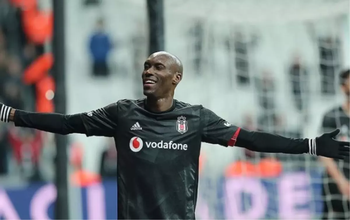 Atiba Hutchinson Kimdir? Kaç Yaşında ve Hangi Mevkide Oynuyor?