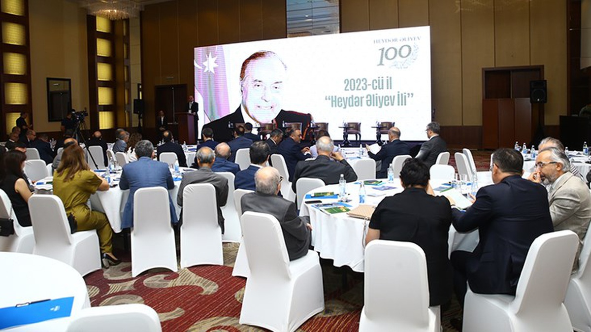 Bakü\'de Modern Tıbbın Güncel Sorunları Konferansı düzenlendi