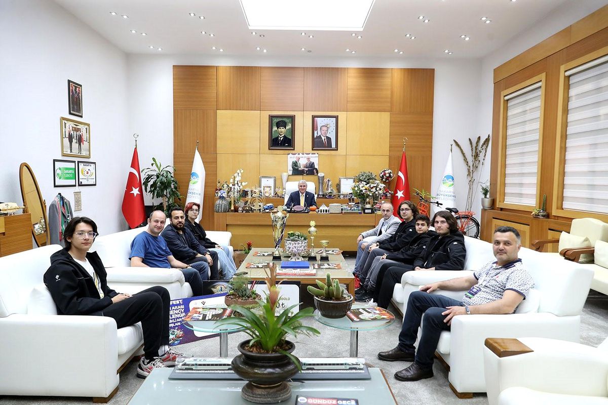 Sakarya Bilim ve Sanat Merkezi öğrencileri TEKNOFEST\'te ödül aldı