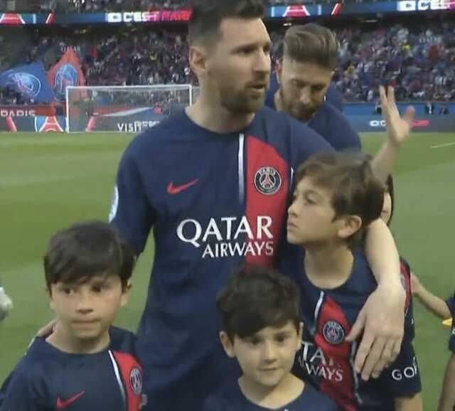 Böyle mi bitecekti? Messi'ye son maçında büyük ayıp