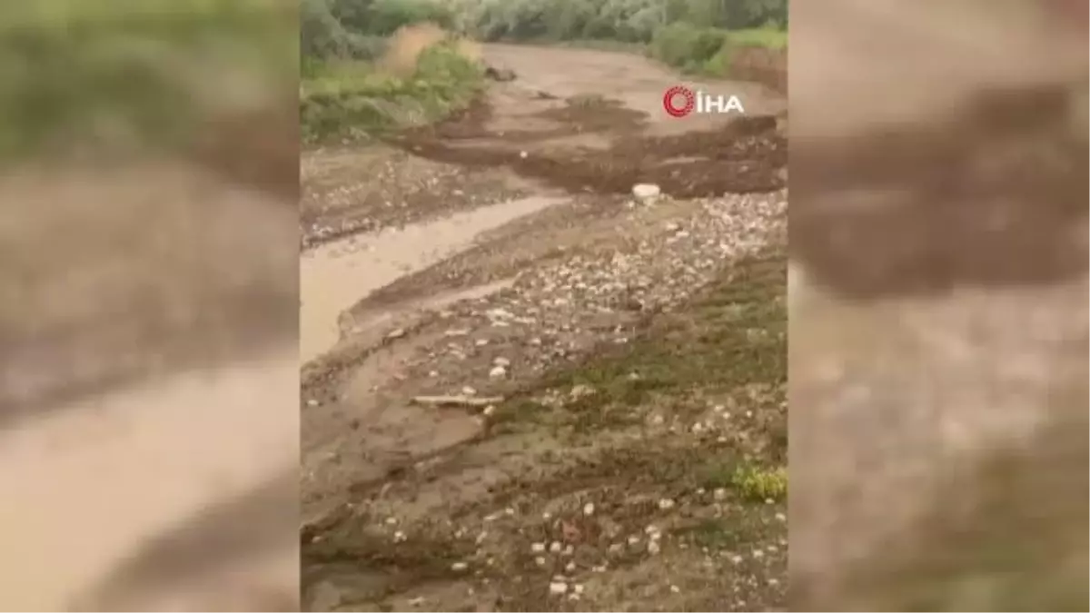 Çorum\'da Ceviz Büyüklüğünde Dolu Yağdı, Tarım Arazi Zarar Gördü