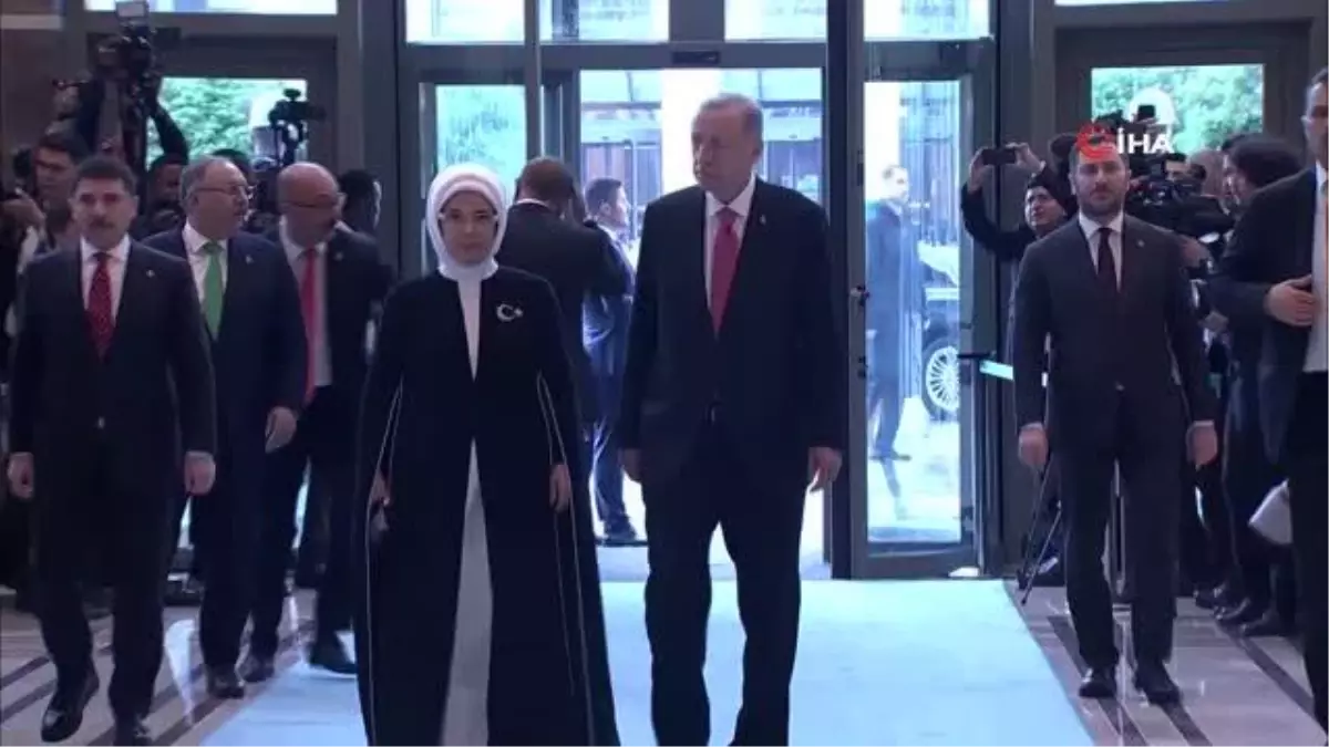 Cumhurbaşkanı Erdoğan: \'5 sene daha hizmet etme şerefine nail olduk\'