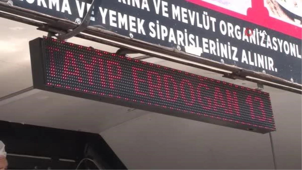 Cumhurbaşkanı Erdoğan Seçimi Kazanınca Taksim\'de 2 Bin Kişiye Lokma Dağıtıldı