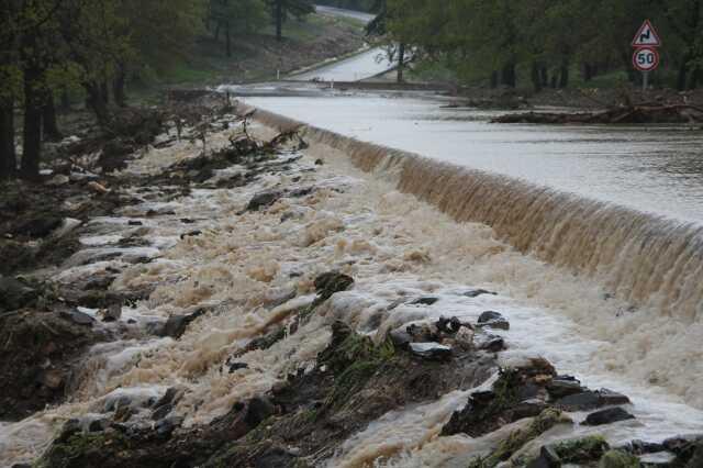 Eskişehir'de sel felaketi: Selin vurduğu ev böyle çöktü