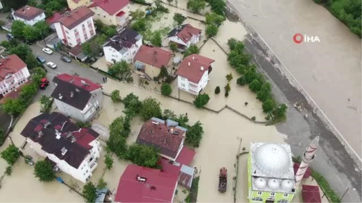 Kastamonu\'da Azdavay ilçesi üçüncü kez sel felaketi yaşadı