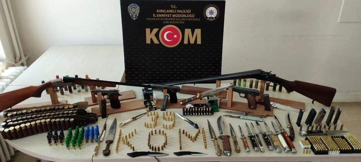 Kırklareli\'nde Silah Kaçakçılığı Operasyonu: 2 Şüpheli Tutuklandı