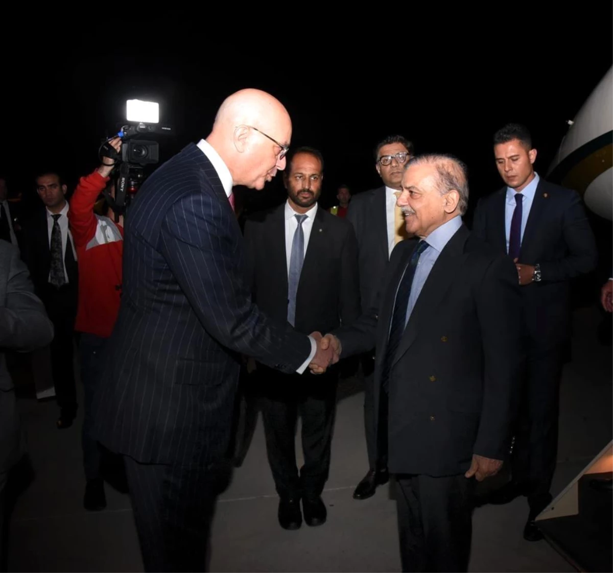 Pakistan Başbakanı Şerif, Cumhurbaşkanı Erdoğan\'ın yemin töreni için Ankara\'ya geldi
