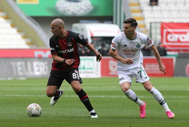 Puanlar paylaşıldı! Konya'da gol var kazanan yok