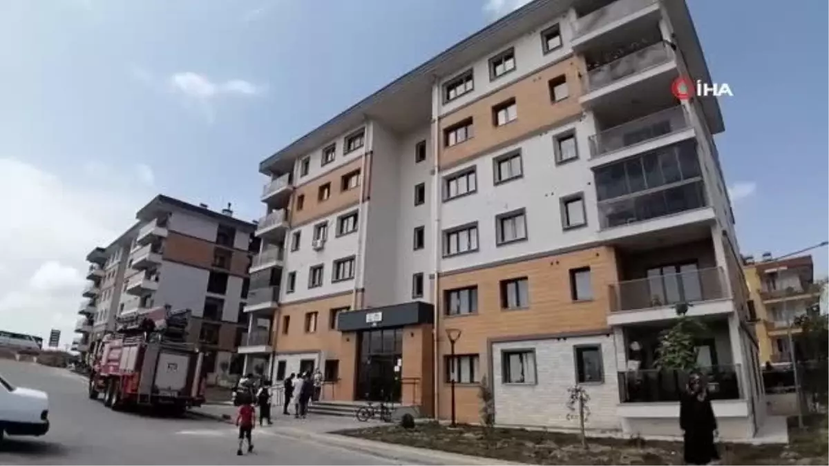 Antalya\'da Şarjda Patlayan Telefon Yangına Neden Oldu