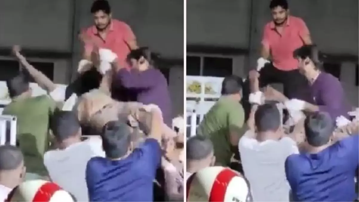 Hindistan\'da tren kazası: 294 kişi hayatını kaybetti