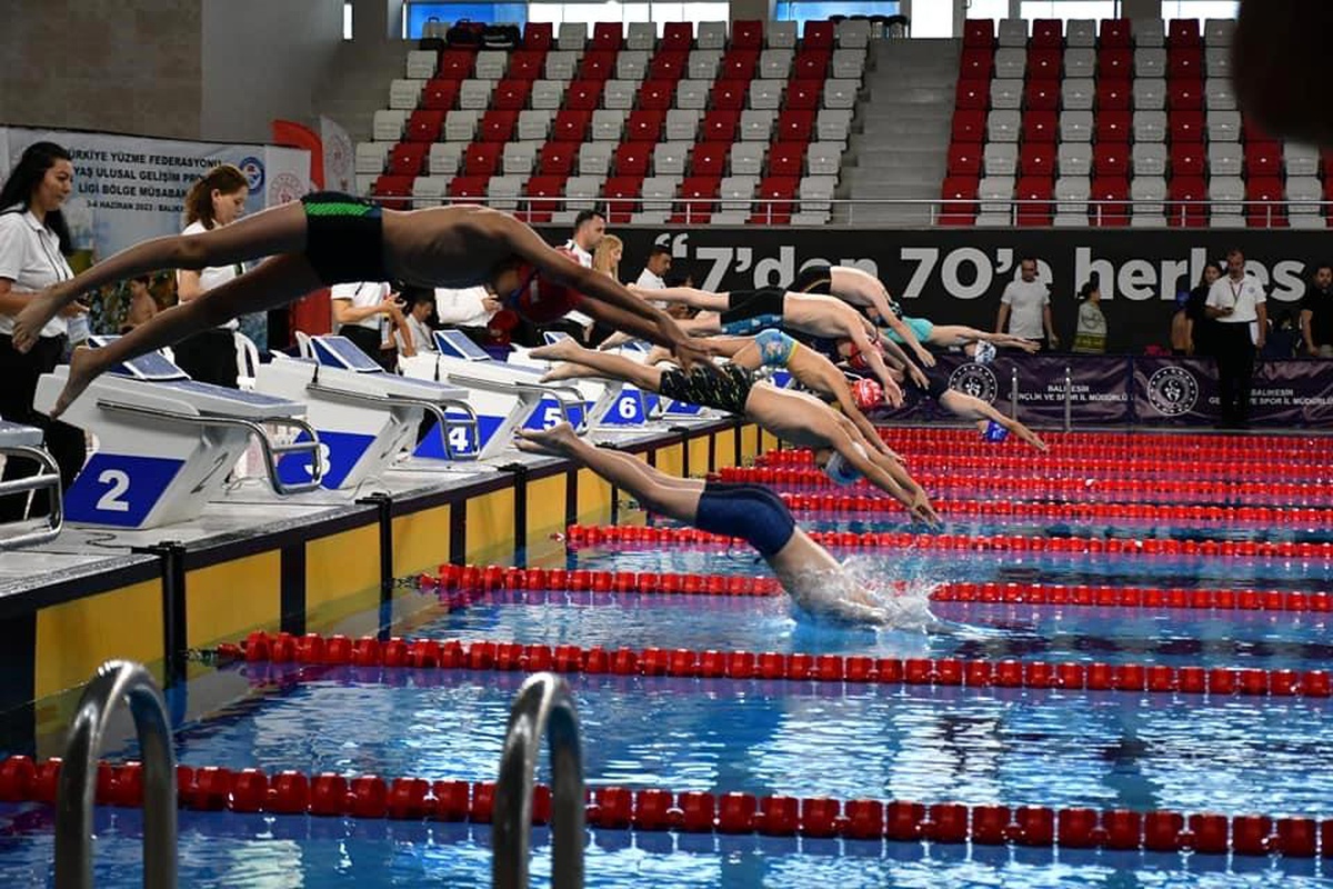 Balıkesir\'de Çeşitli Branşlarda Spor Faaliyetleri Gerçekleştirildi