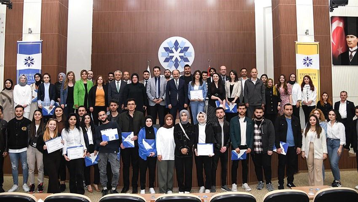 ETÜ\'de TÜBİTAK destekli proje ekipleri ödüllendirildi