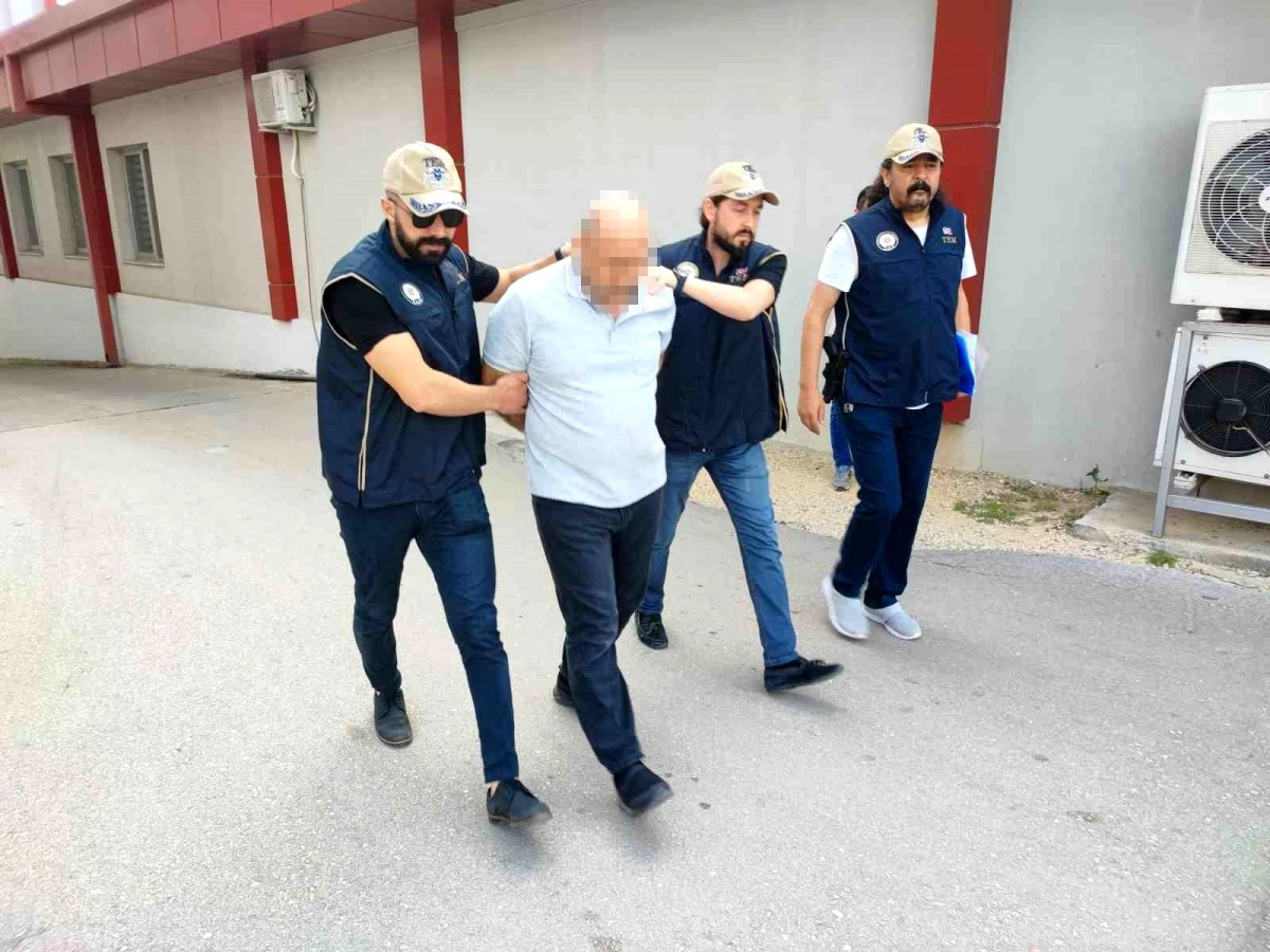 Adana Polisi FETÖ/PDY Üyesi Eski Polis Memurunu Yakaladı