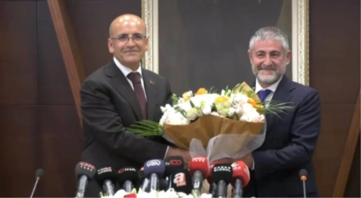 Mehmet Şimşek, Hazine ve Maliye Bakanı olarak atandı