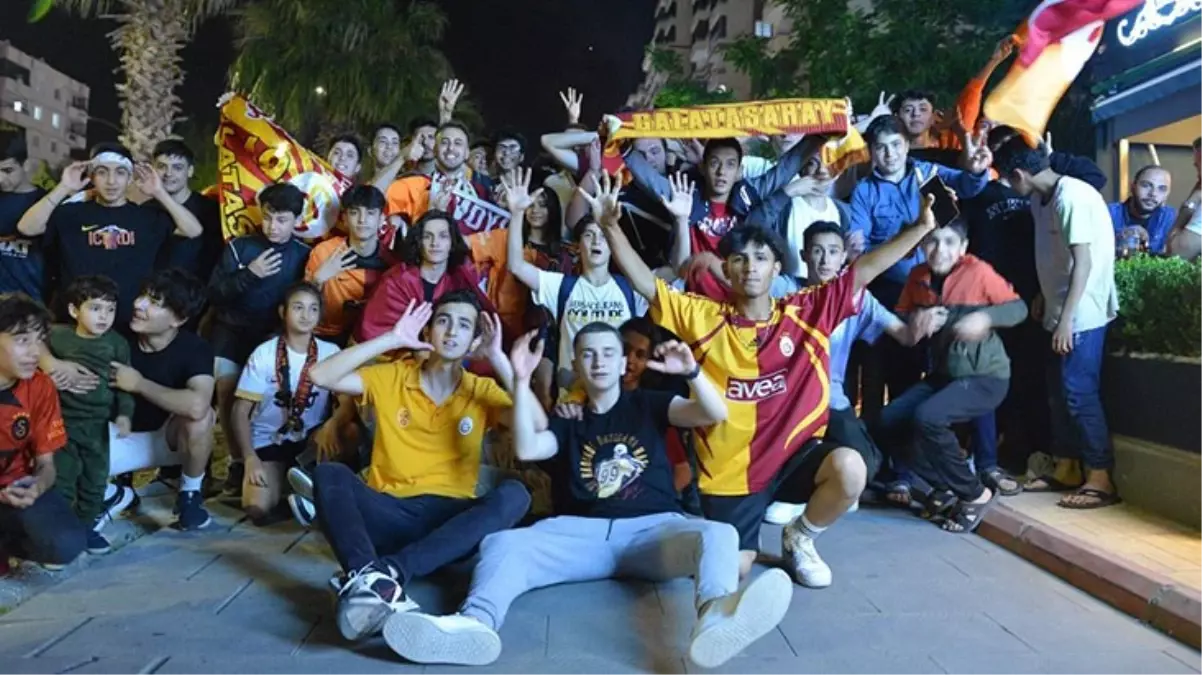 Kahramanmaraş\'ta Galatasaray Şampiyonluğu Kutlandı