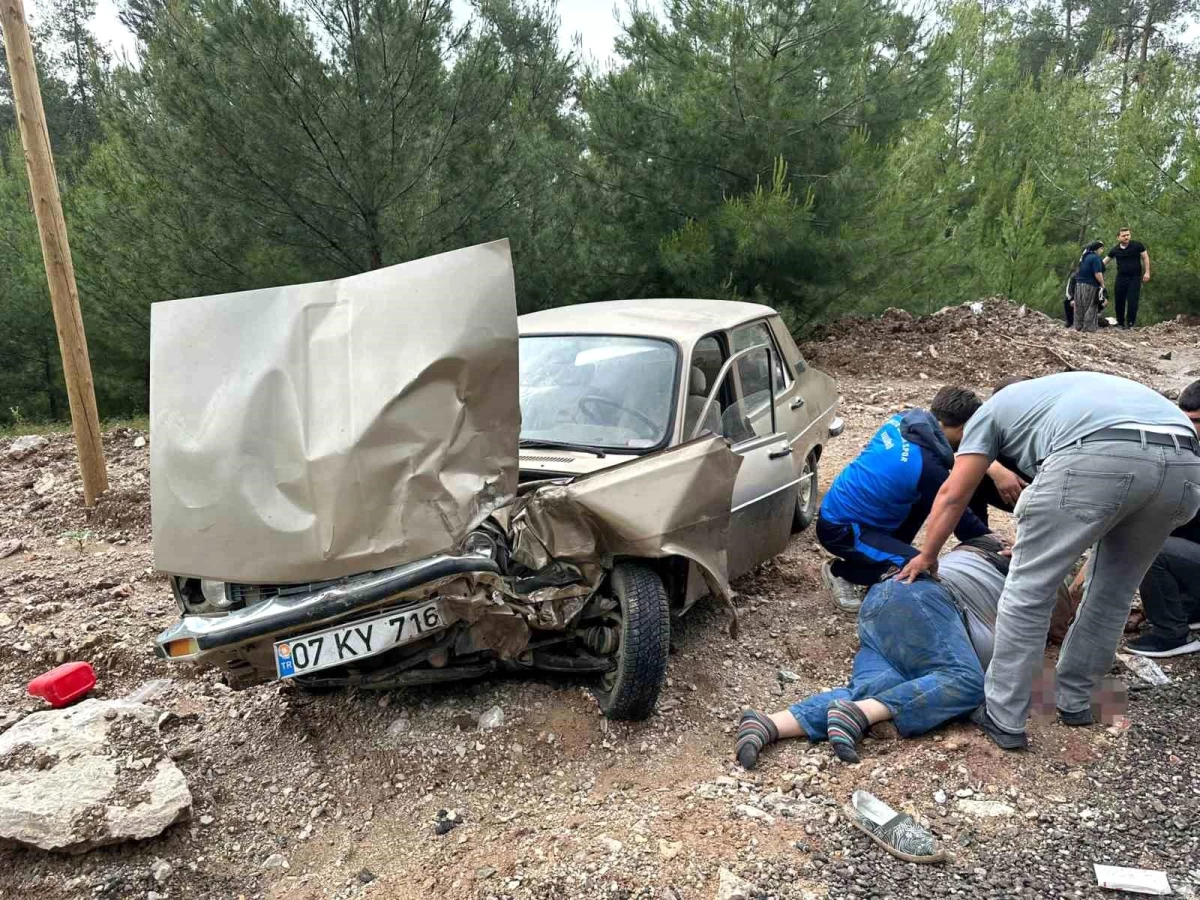 Antalya-Denizli Karayolunda Trafik Kazası: Bir Kişi Ağır Yaralandı