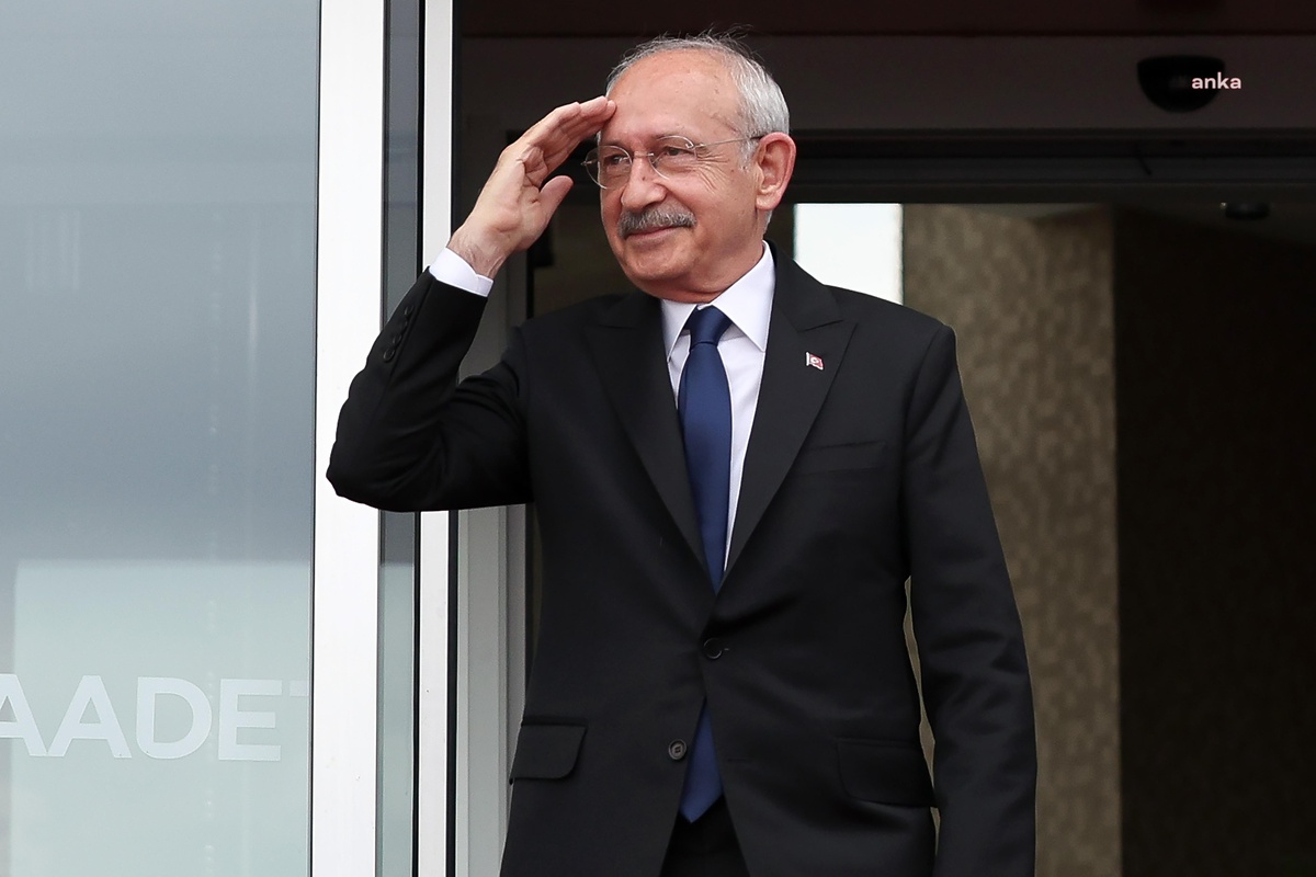 Kılıçdaroğlu, LGS sınavına giren öğrenciler için başarı dileğinde bulundu