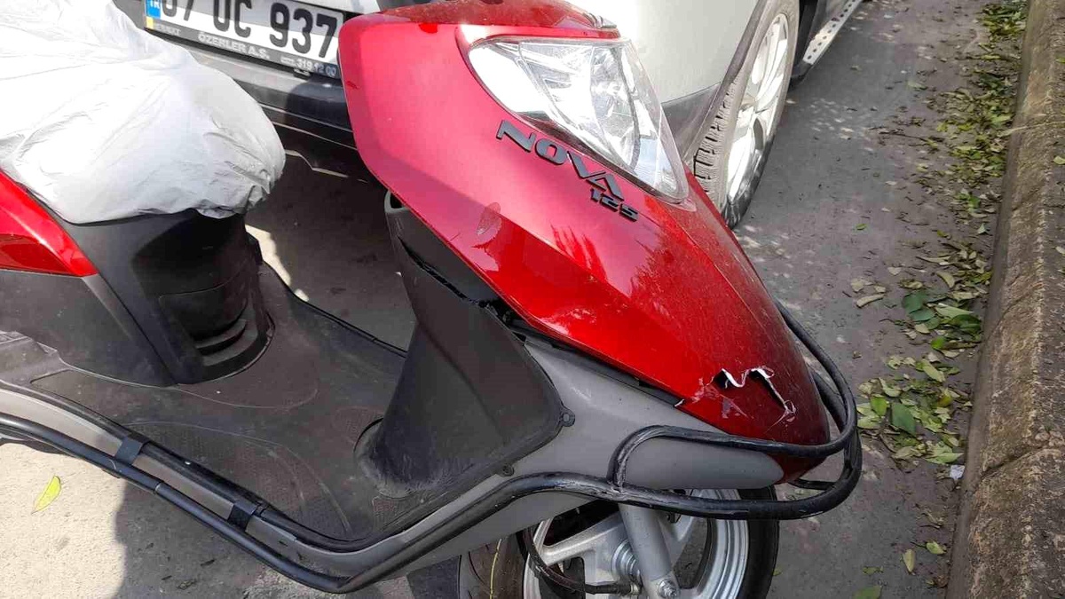 Zonguldak\'ta Motosiklet Kazası: Sürücü Yaralandı