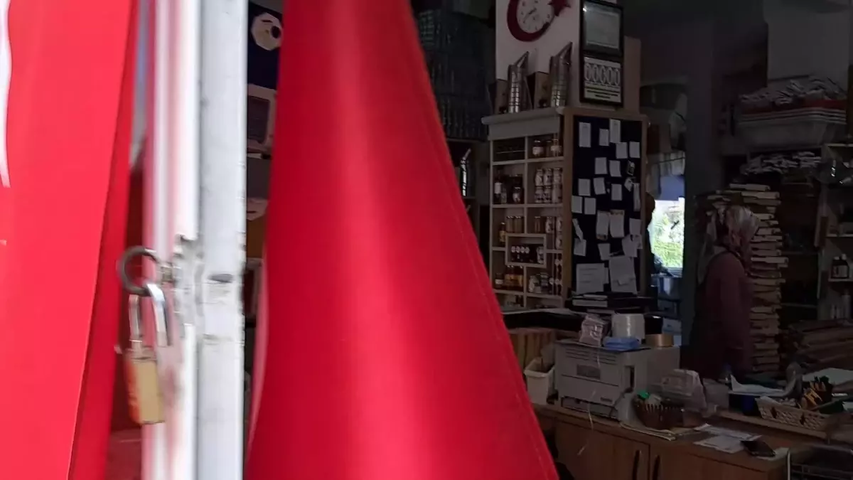 Artvin Arıcılar Birlik Başkanı Durmuş: Devletimizden, Yeni Bir Düzenlemeyle Artvin\'de Arıcıları Ön Plana Çıkarmasını İstiyoruz