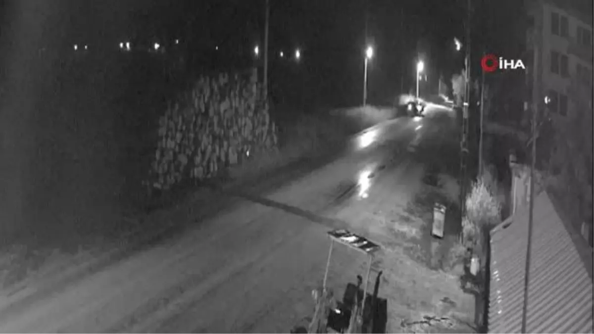 Burdur\'da iki otomobil çarpıştı: 5 yaralı