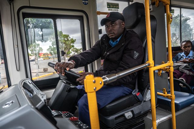 Çinli Byd ile İşbirliği Yapan Kenya'da Elektrikli Otobüsler Hizmete Başladı Çinli Byd ile İşbirliği Yapan Kenya'da Elektrikli Otobüsler Hizmete Başladı