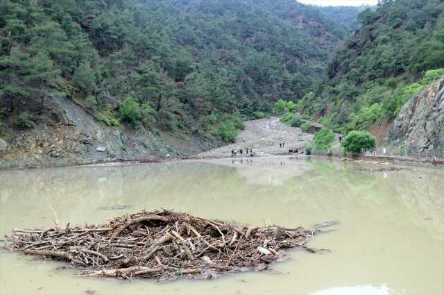 İçişleri Bakanı Yerlikaya'dan kuvvetli yağış uyarısı