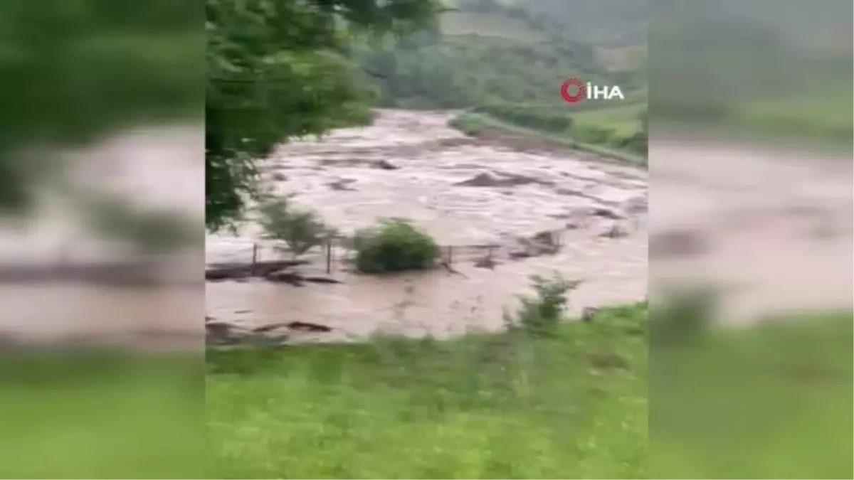İçişleri Bakanı Yerlikaya: "Yoğun yağışlar perşembe günü Karadeniz\'den çıkacak"