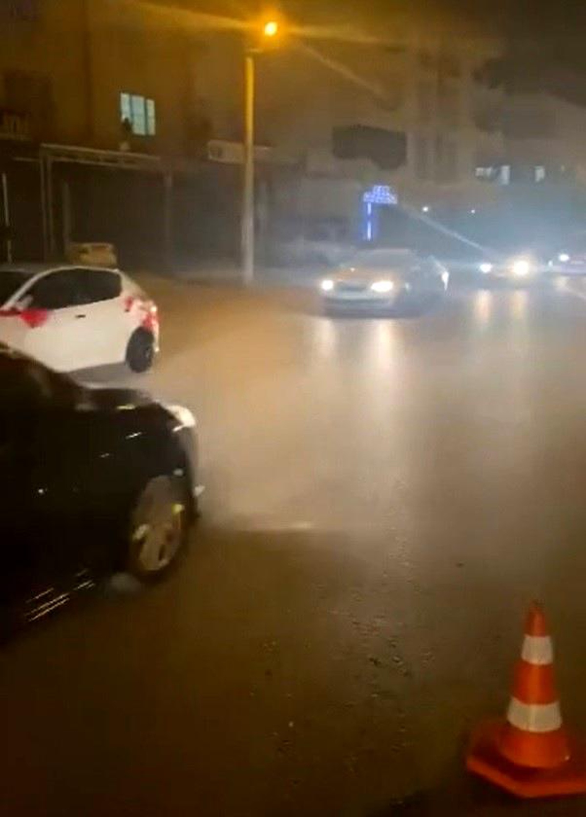 Gaziantep\'te Konvoy Yapan Araçlara Cezai İşlem Uygulandı