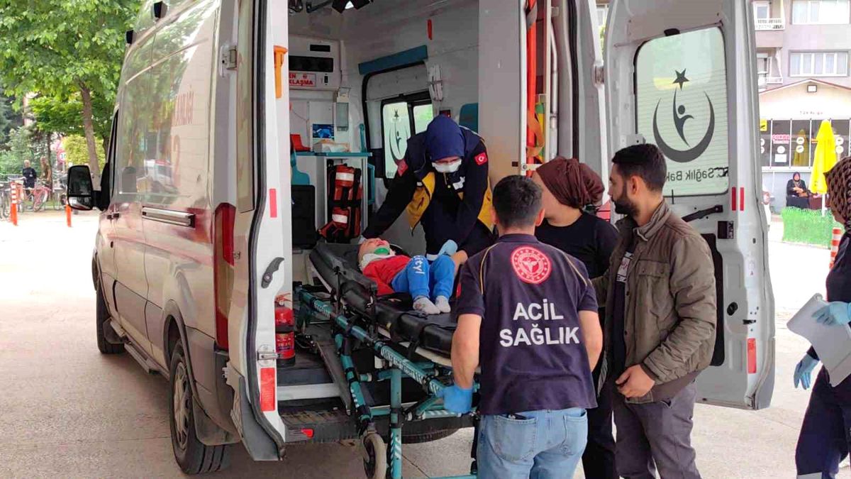 Bursa\'da 1 yaşındaki bebek pencereden düştü