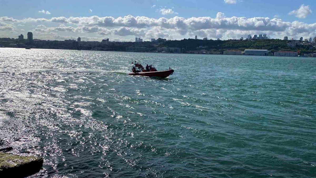 Üsküdar\'da liseli genç denizde kayboldu