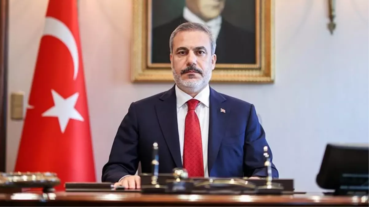 Dışişleri Bakanı Hakan Fidan, ilk temasını komşu ülke olan Yunan mevkidaşı ile yaptı! Görüşmede düzensiz göç konusu ele alındı
